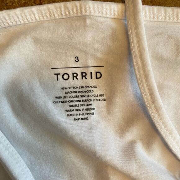 TORRID WHITE CRISSCROSS knit FOXY CAMI TANK - Picture 6 of 7